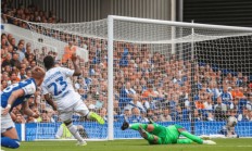 九游体育APP-包含卡迪夫城客场遭逆转，遭遇赛季第三场失分的词条