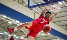 九游娱乐入口-日本男篮球员实力雄厚，赢得球迷喝彩