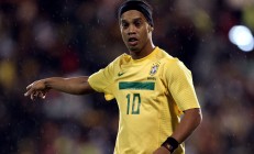 九游体育APP-蓝鹰之翼撕裂红黑防线，莱万防守艺术下的拉齐奥关键战突围