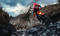 九游app下载-伊萨克爆发点燃北欧之光，克罗地亚坚韧过关显淘汰赛底蕴