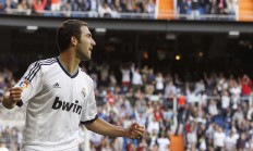 九游中国-赛道颠覆，阿隆索关键制胜，迈凯伦横扫红牛车队