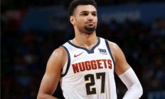 九游娱乐app下载-包含雄鹿队全明星大将重回状态，成为球队中流砥柱的词条