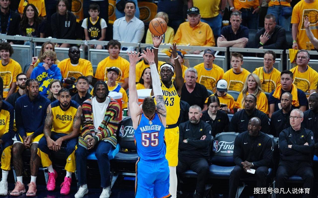 红蓝双方大战引人关注,比赛结果悬念迭起的简单介绍 红蓝双方大战引人关注,比赛结果悬念迭起的简单介绍