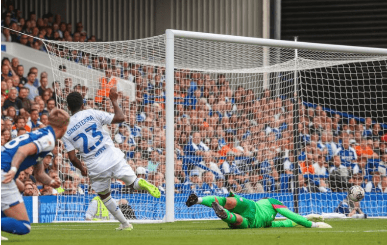 包含卡迪夫城客场遭逆转，遭遇赛季第三场失分的词条