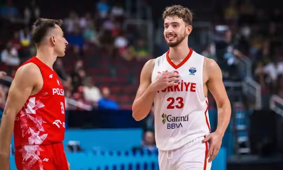 包含希腊球员获得欧洲联赛最有价值球员称号，实力惊艳的词条