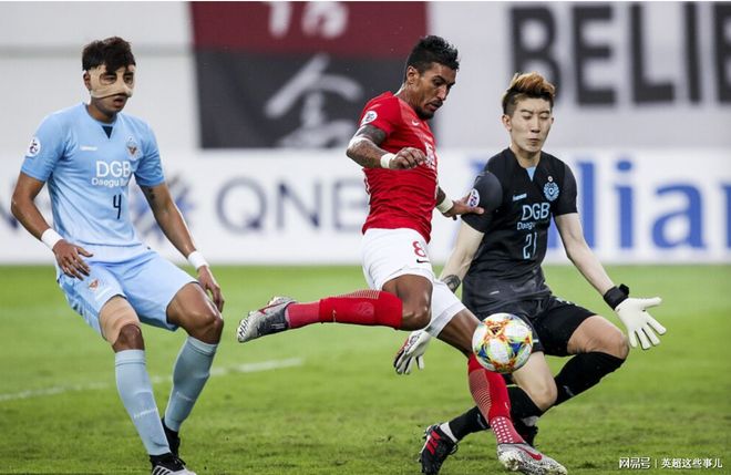 包含恒大再胜山东鲁能，继续领跑积分榜的词条