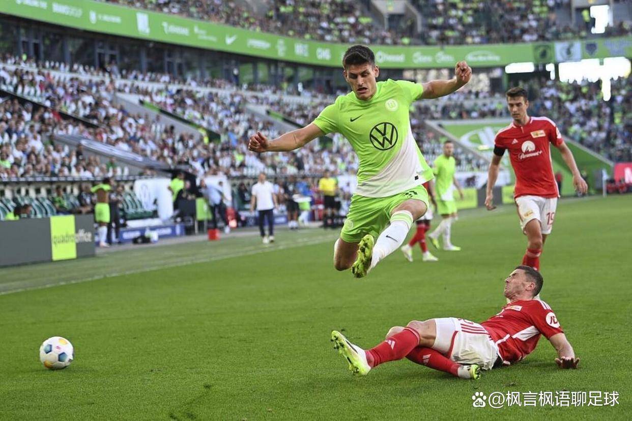 沃尔夫斯堡客场逆转，取得重要胜利的简单介绍