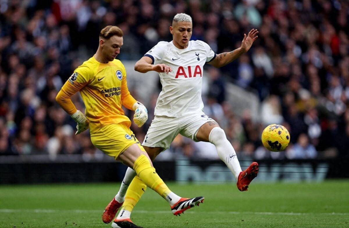 关于法国力克巴萨，范戴克惊艳四座的信息