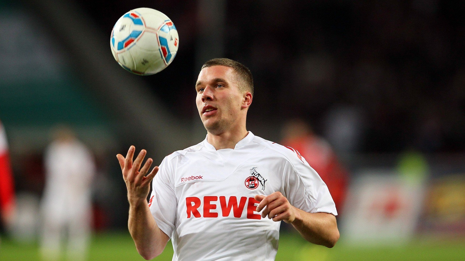 帕尔默闪耀全场,拜仁轻取雷恩展露冠军相